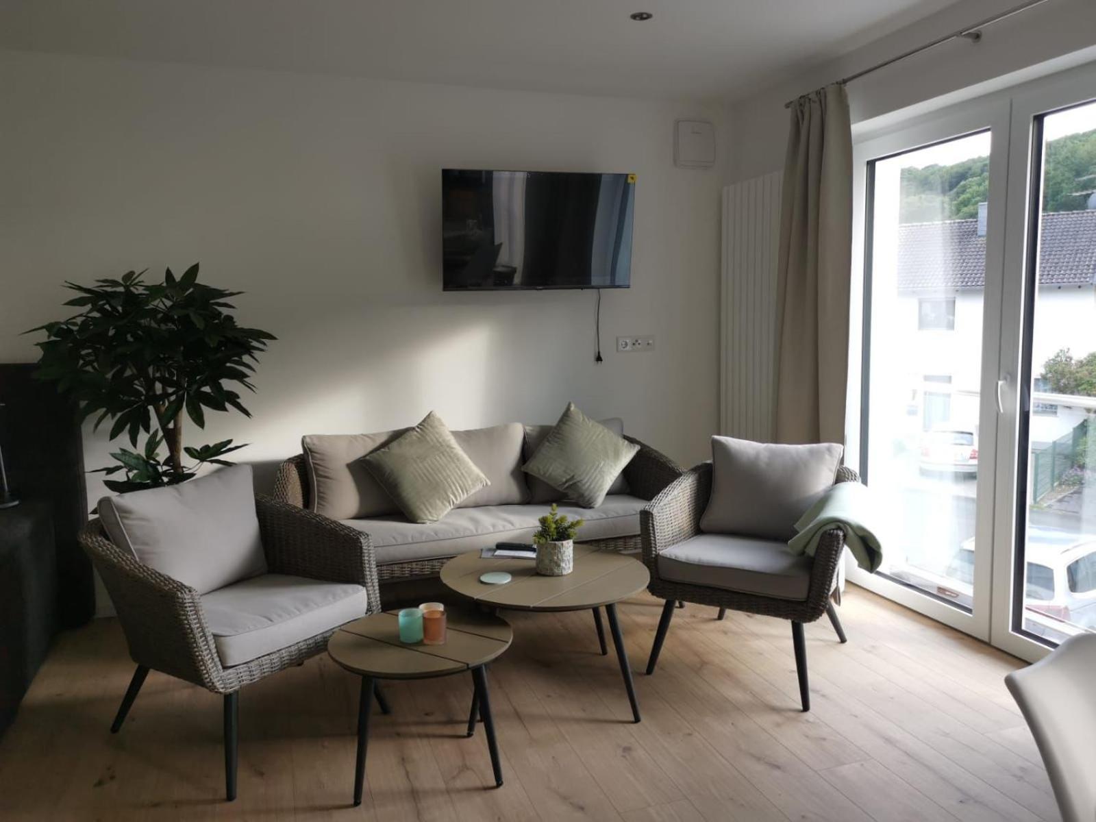 Modernes Stilvoll Eingerichtetes Appartement Росрат Экстерьер фото